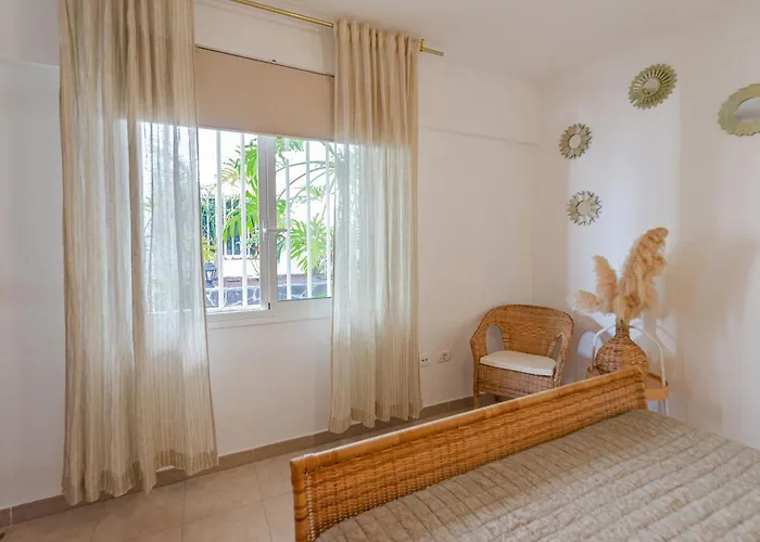 Lejlighed La Caleta Ocean Front With Sea View & Terrace