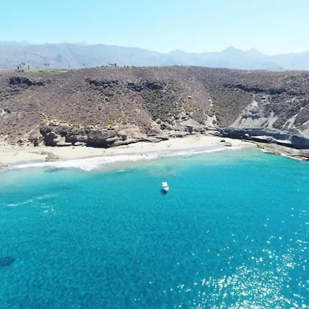 Apartment La Caleta Ocean Front With Sea View & Terrace *