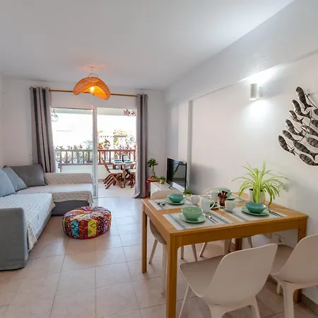 Апартаменти La Caleta Ocean Front With Sea View & Terrace Адехе