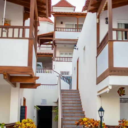 Apartment La Caleta Ocean Front With Sea View & Terrace *