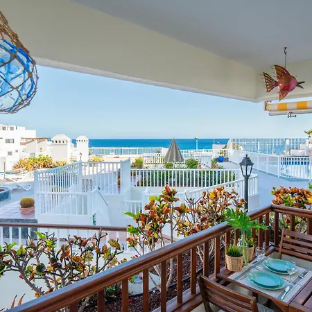 Apartment La Caleta Ocean Front With Sea View & Terrace *
